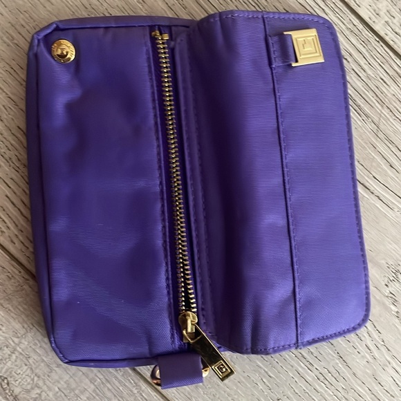 Ralph Lauren mini pouch with mirror purple like new gold details zip back - Picture 5 of 7